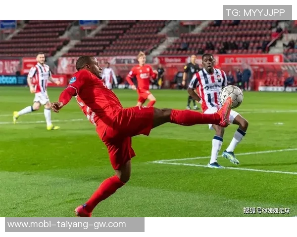 维拉与费耶诺德球迷赛前冲突鹿特丹警方逮捕五名当地人 维拉与费耶诺德球迷赛前冲突鹿特丹警方逮捕五名当地人