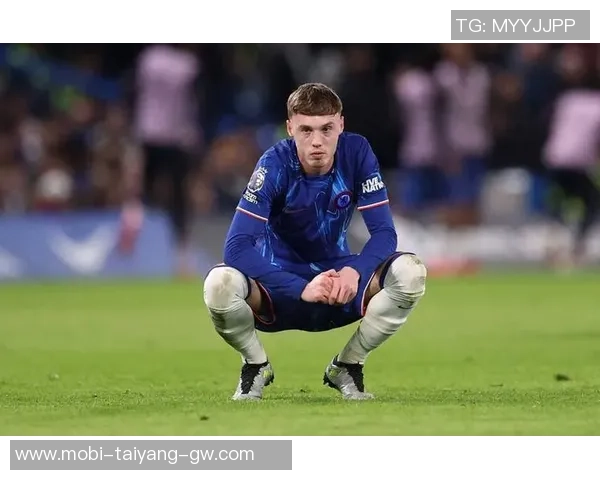 帕尔默家中意外受伤左脚小脚趾撞门引发关注