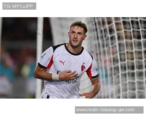 意大利媒体报道米兰罗马冬季前锋互换希门尼斯与多夫比克成焦点 意大利媒体报道米兰罗马冬季前锋互换希门尼斯与多夫比克成焦点