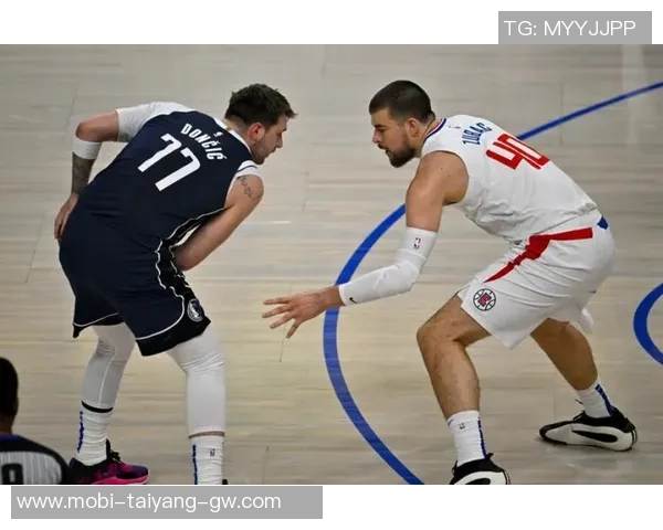 绿军寻求交易安芬尼西蒙斯目标锁定首发中锋祖巴茨与加福德 绿军寻求交易安芬尼西蒙斯目标锁定首发中锋祖巴茨与加福德